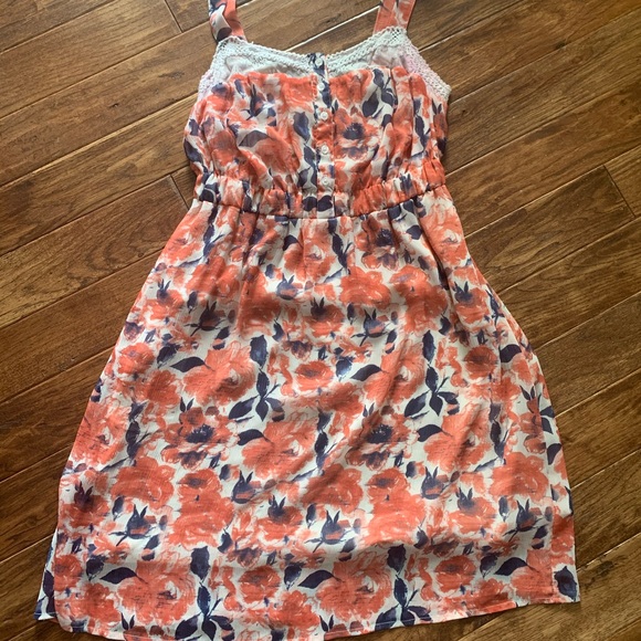 Romantic beachy blue & coral Rewind dress - Picture 2 of 3